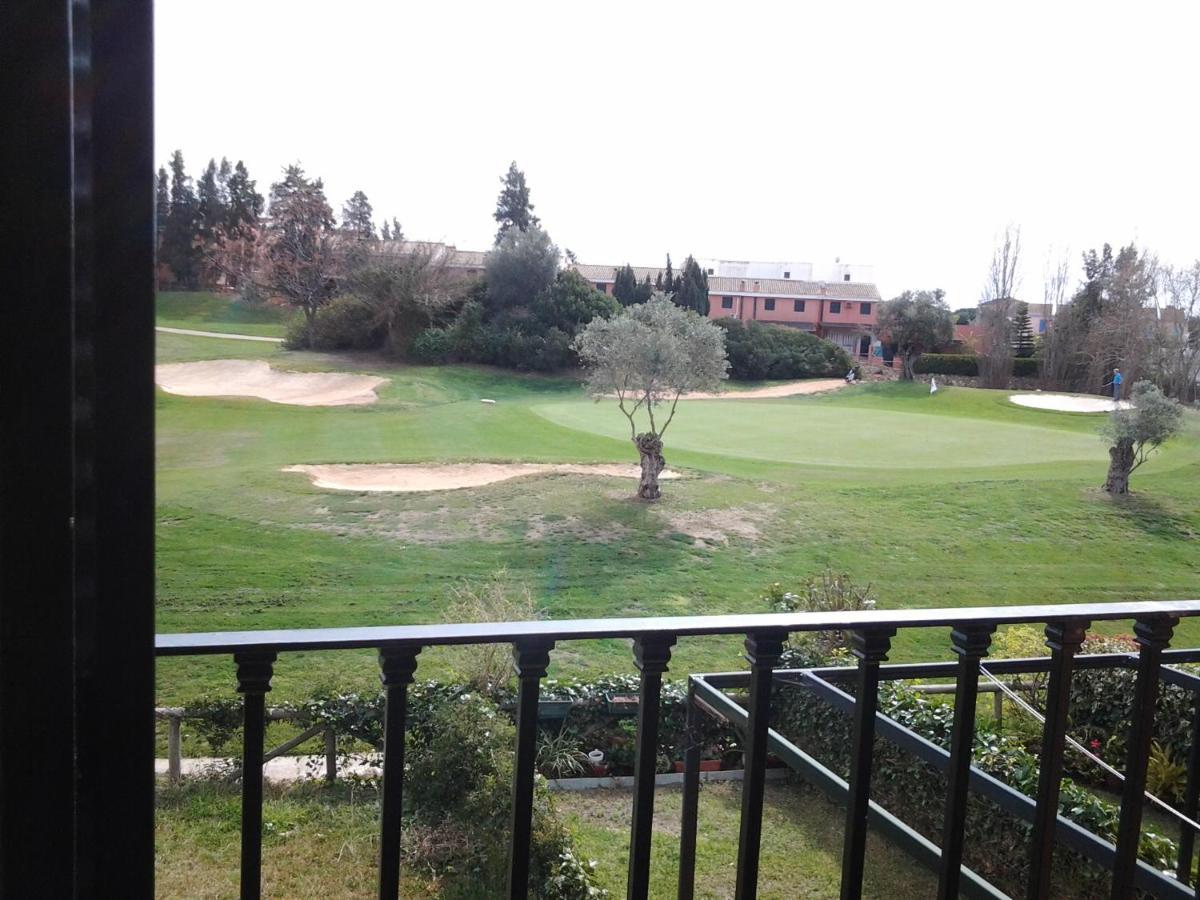 Olhando Um Campo De Golf Ислантилья Экстерьер фото